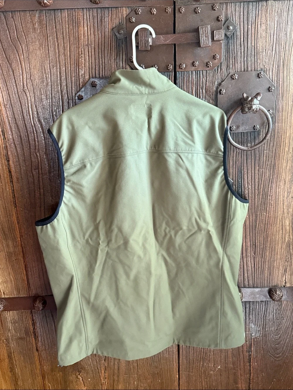 KUIU Men's Olive Softshell Hunting Vest